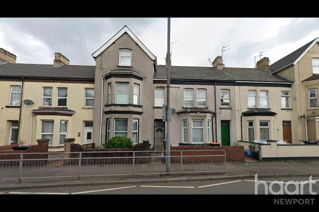 4 bed house for sale, Chepstow Road, Newport, NP19
