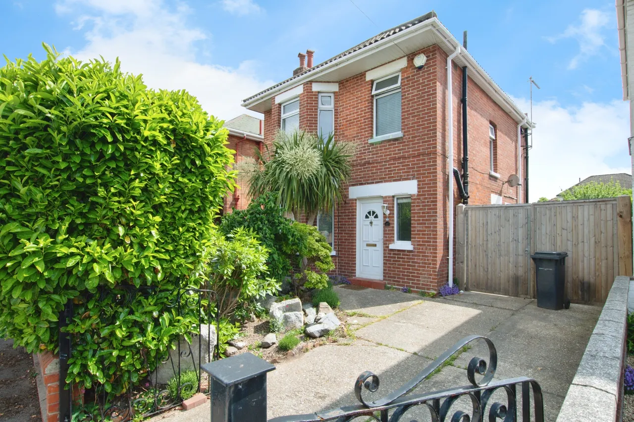 3 bed house for sale, Southill Road, Bournemouth, BH9