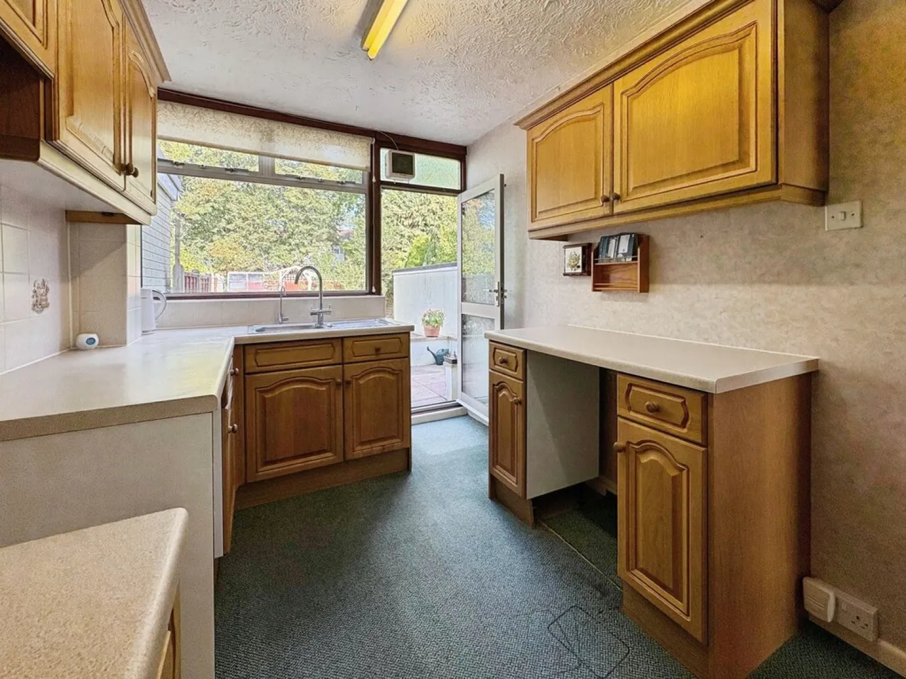 Rivers Road, Yeovil, BA21, photo 4