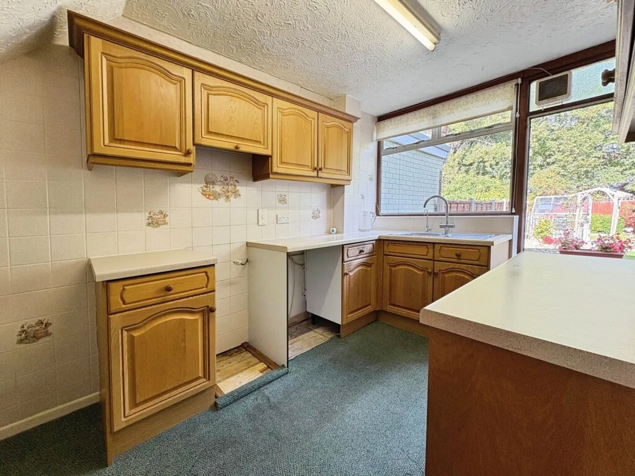 Rivers Road, Yeovil, BA21, photo 14
