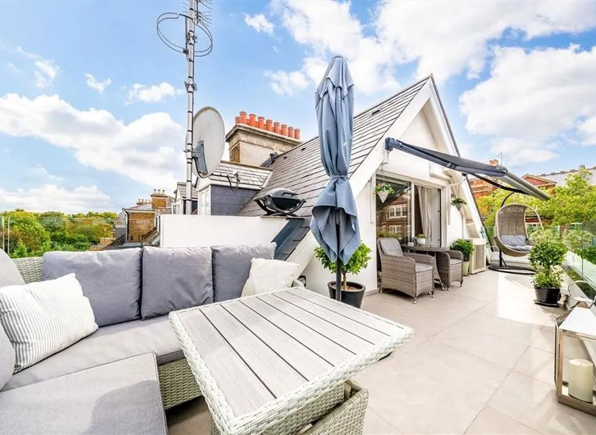 High Street, Teddington, TW11, photo 6