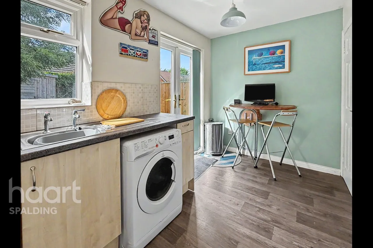 Angell Lane, Holbeach, PE12, photo 4