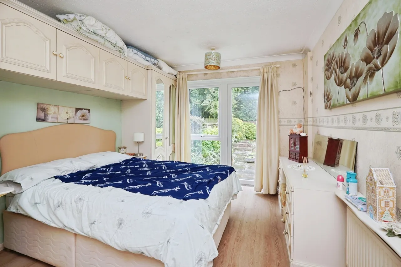 Guilford Avenue, Whitfield, Dover, Kent, CT16, photo 13