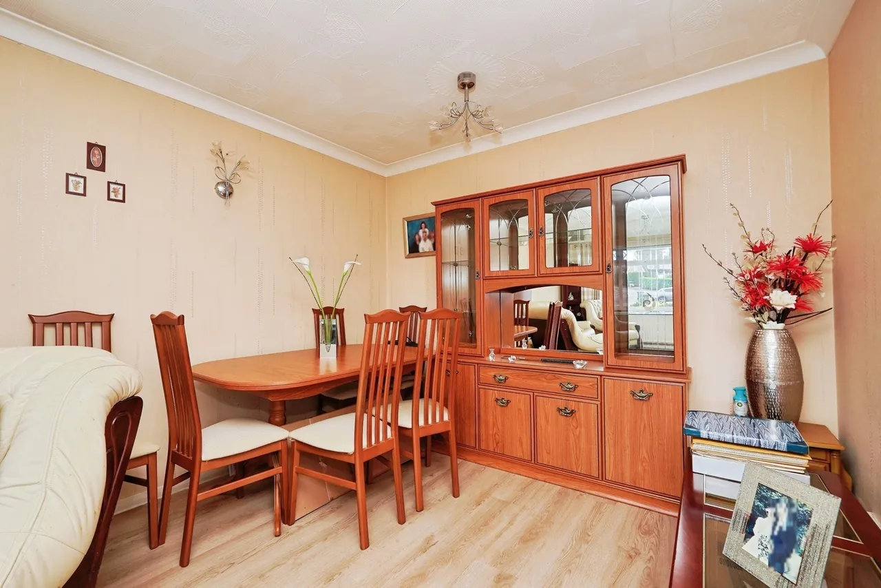Guilford Avenue, Whitfield, Dover, Kent, CT16, photo 9