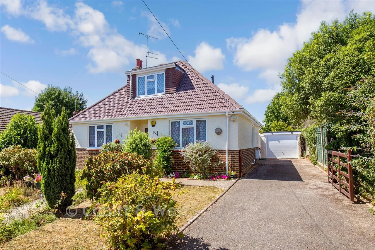 3 bed house for sale, London Road, Ashington, RH20