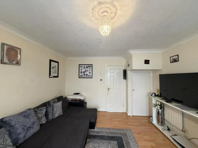 Norbury Avenue, Reeds, Watford, WD24, photo 5