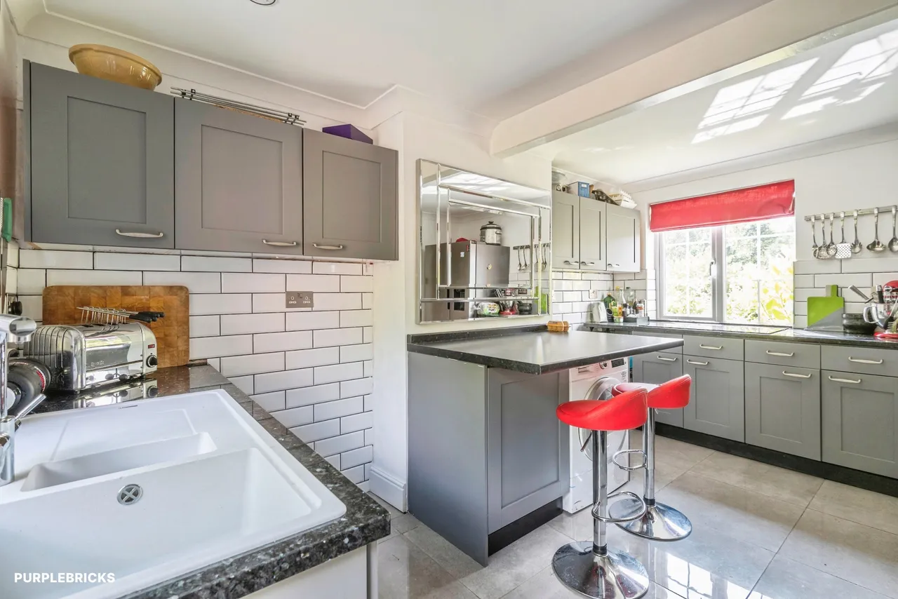 Oveton Way, Leatherhead, KT23, photo 8