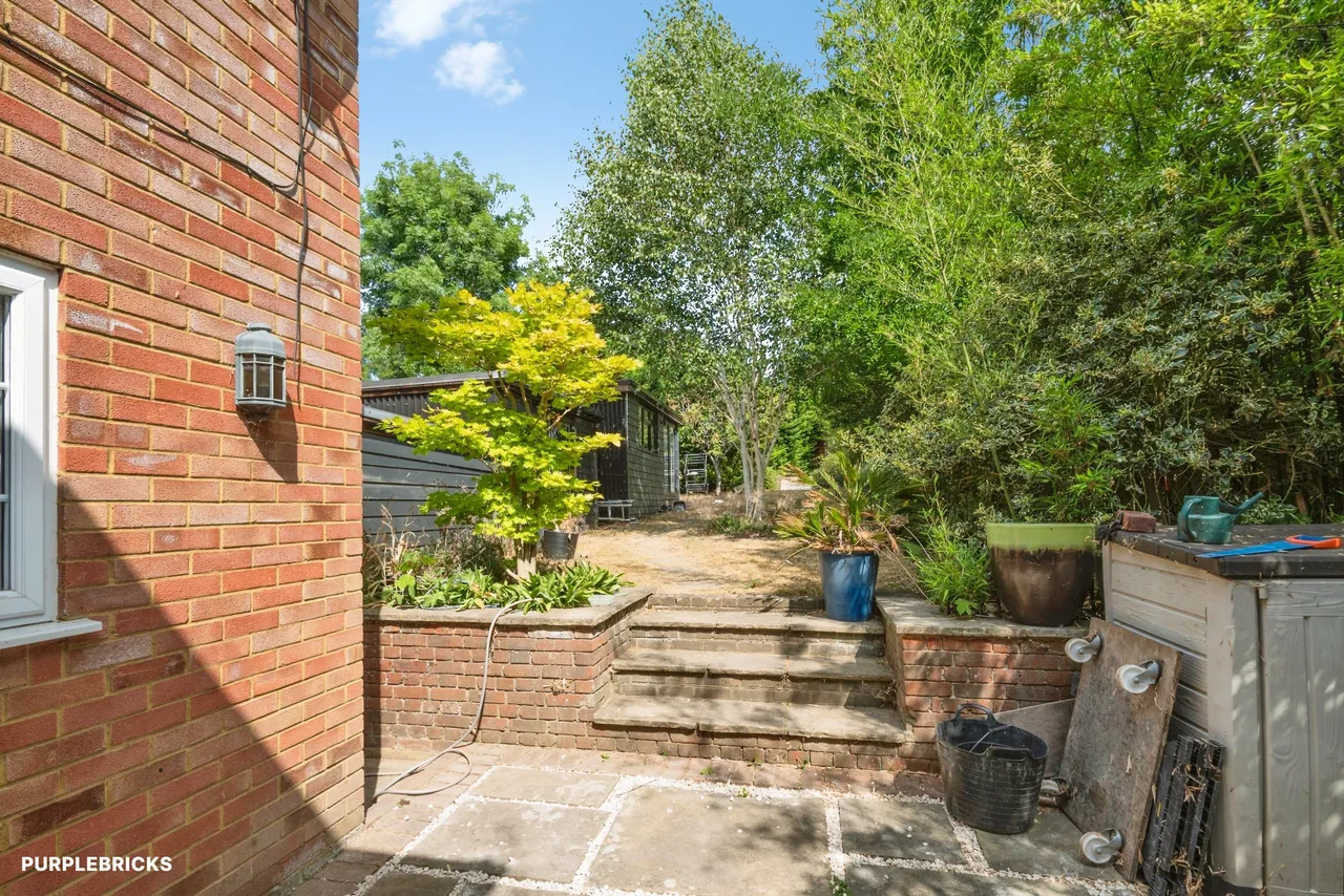 Oveton Way, Leatherhead, KT23, photo 17