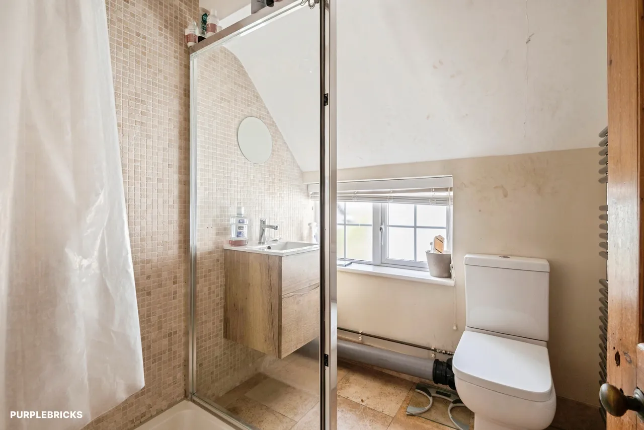 Oveton Way, Leatherhead, KT23, photo 12