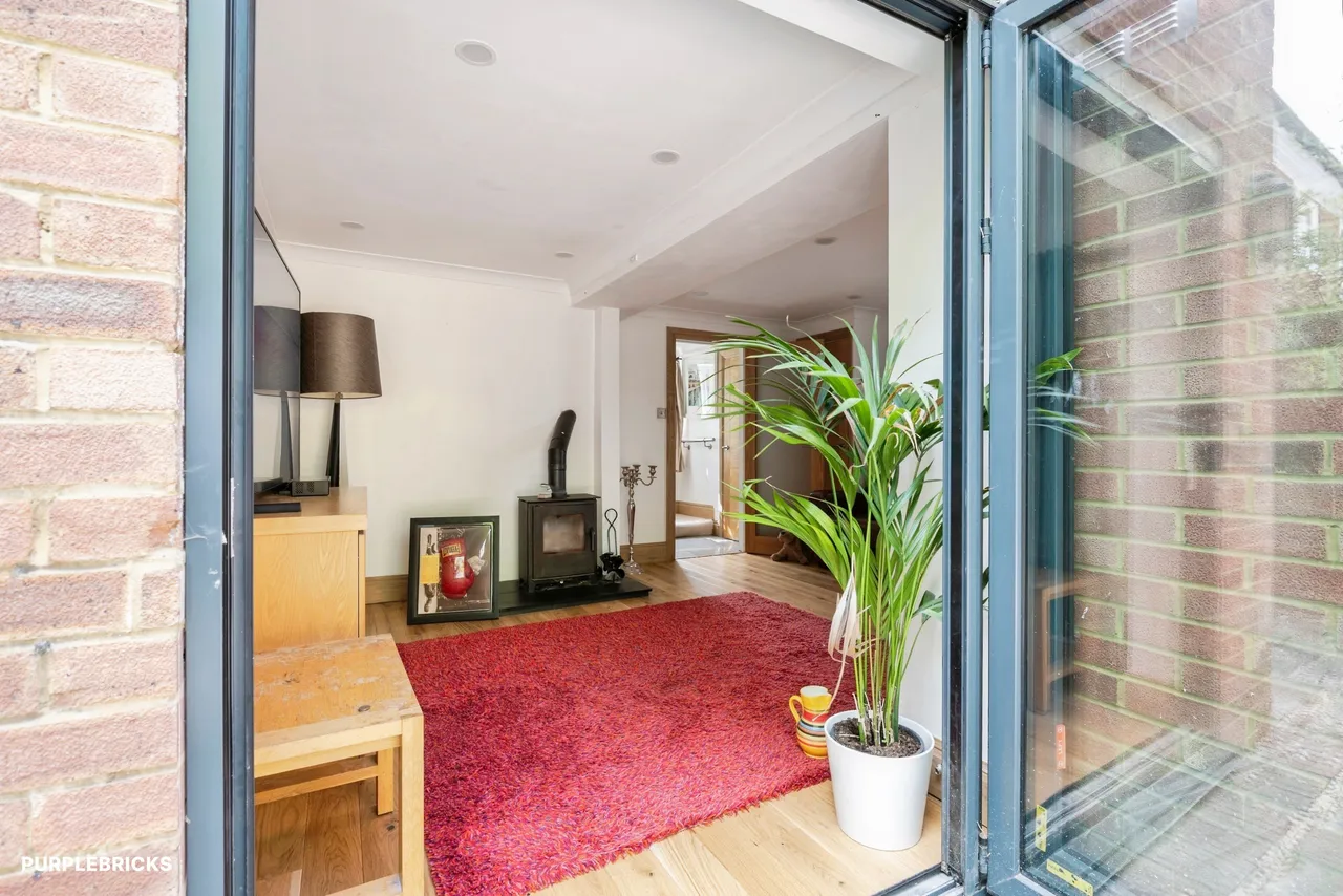 Oveton Way, Leatherhead, KT23, photo 5