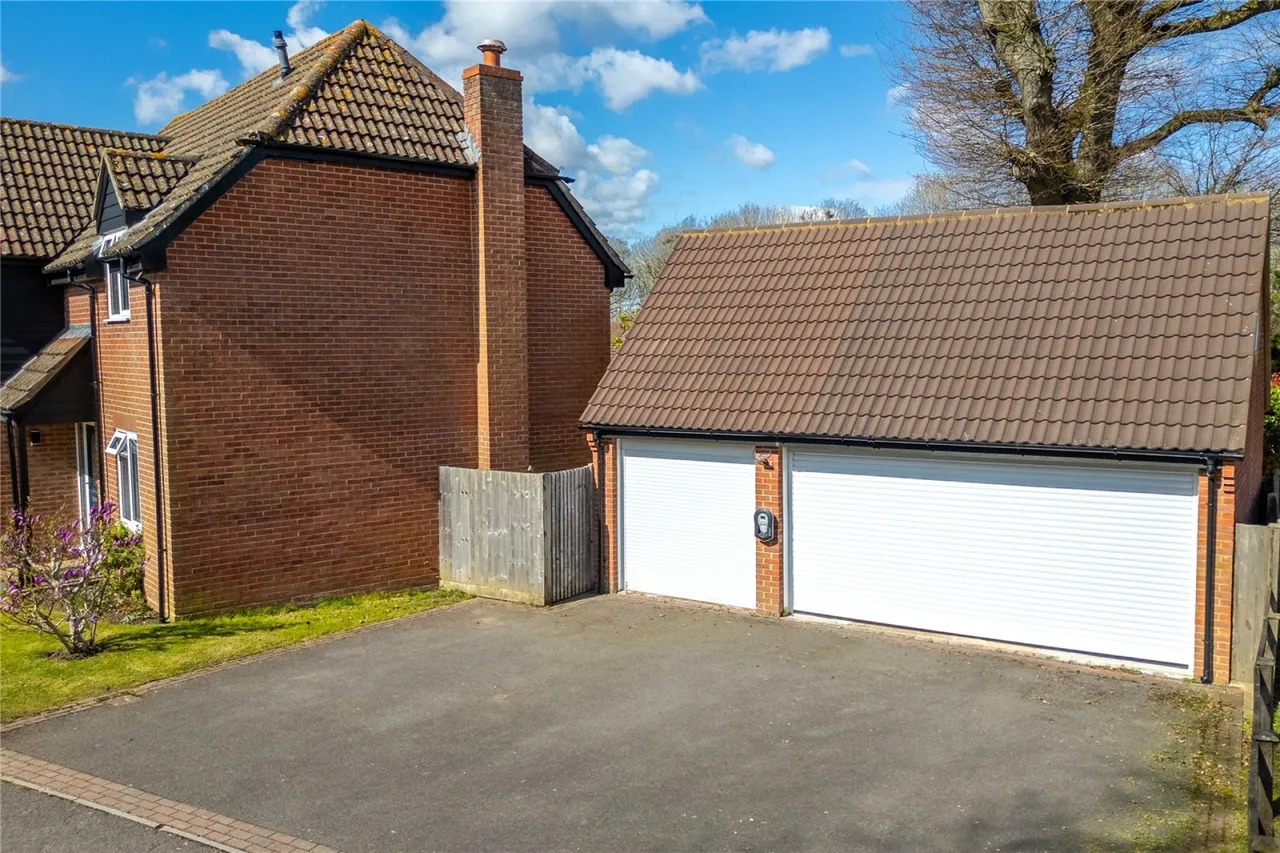 Hardys Field, Kingsclere, RG20, photo 4
