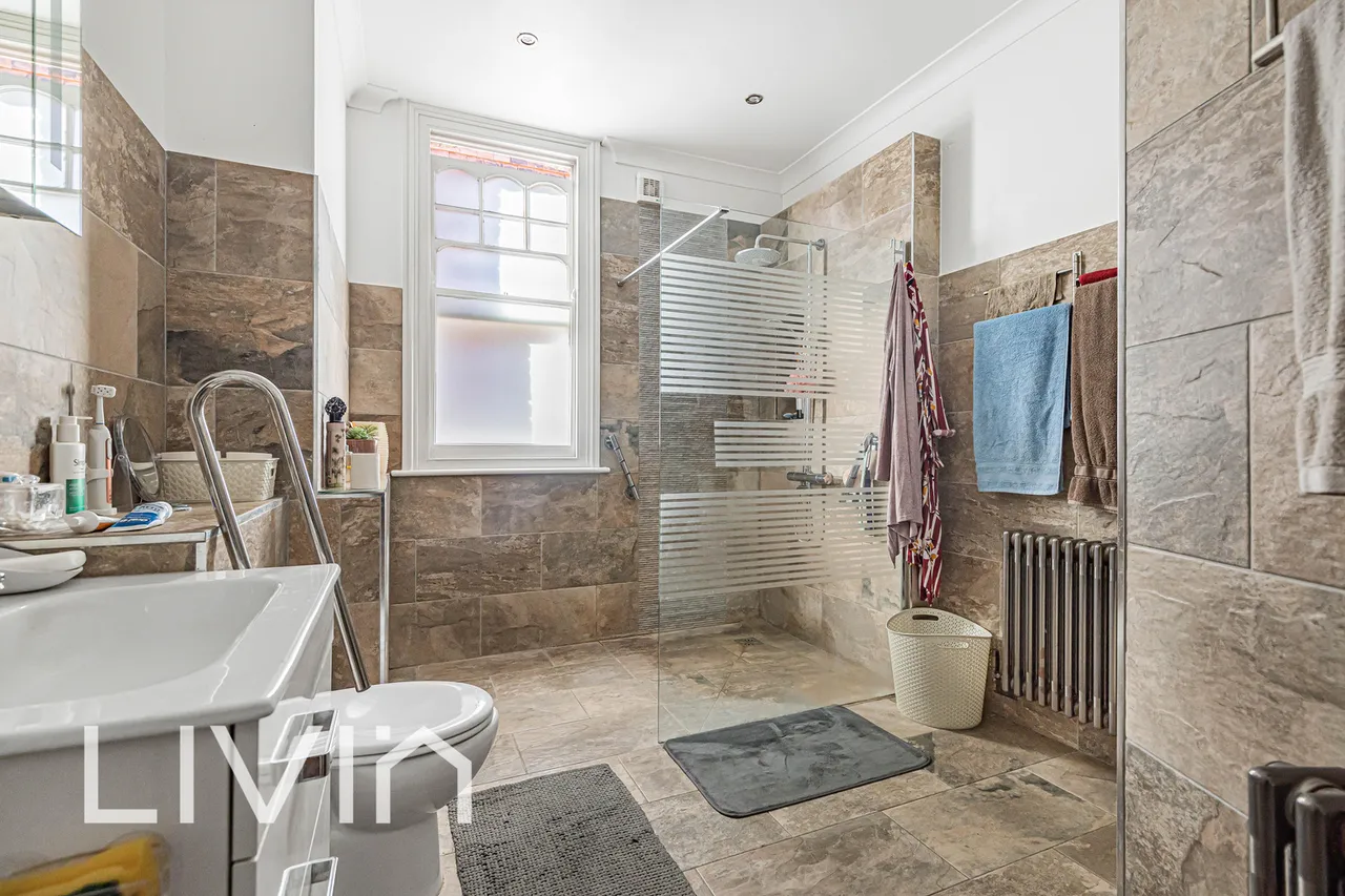 South Norwood Hill, London, SE25, photo 14