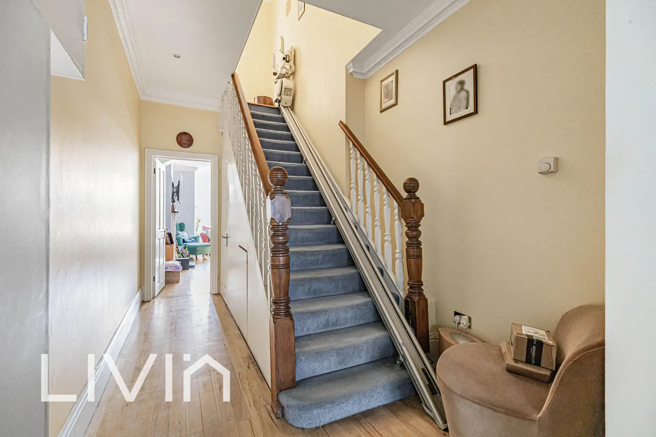 South Norwood Hill, London, SE25, photo 7