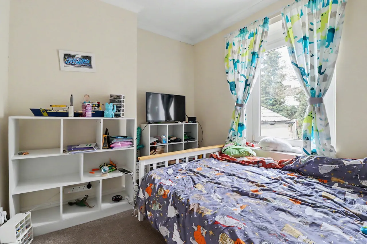 St Edward Street, Newport, NP20, photo 10