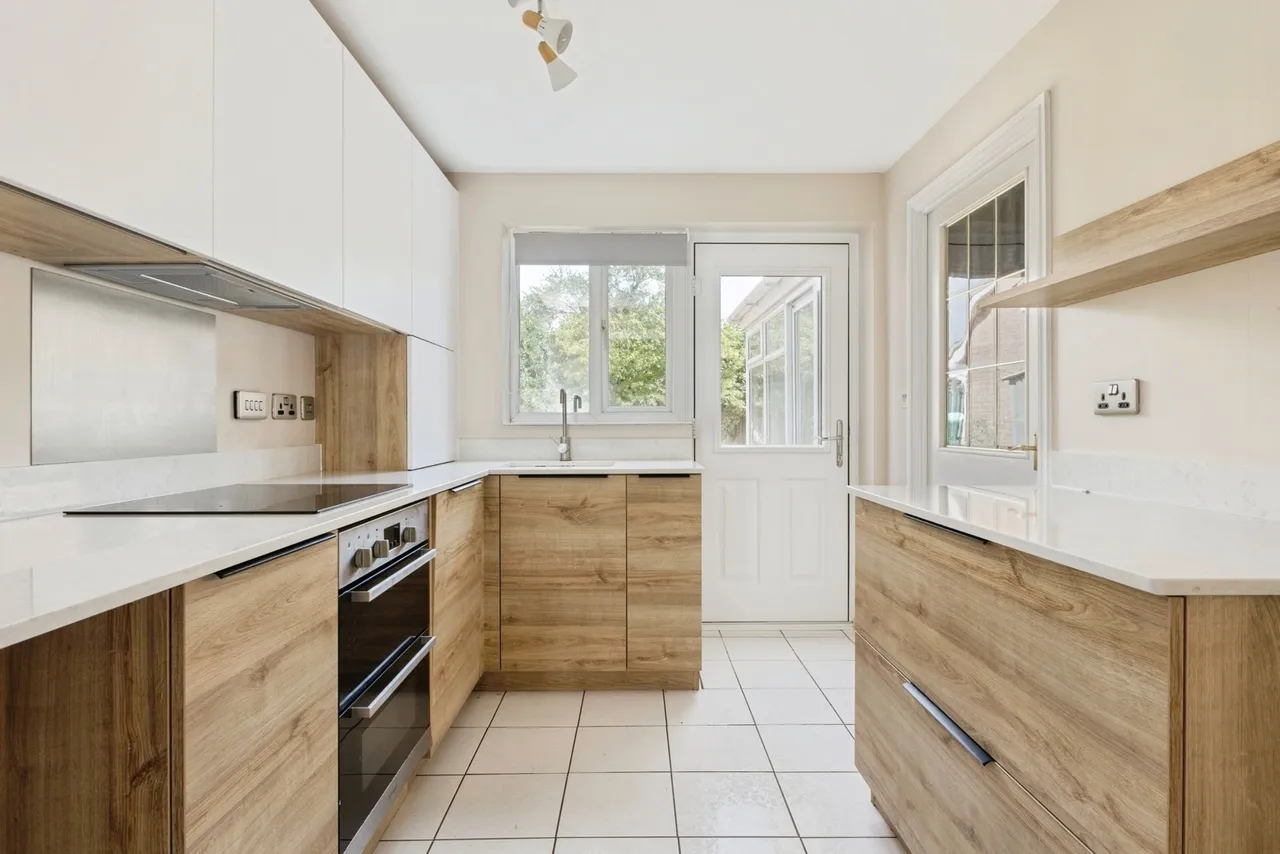 Balmoral Close, Attleborough, NR17, photo 3