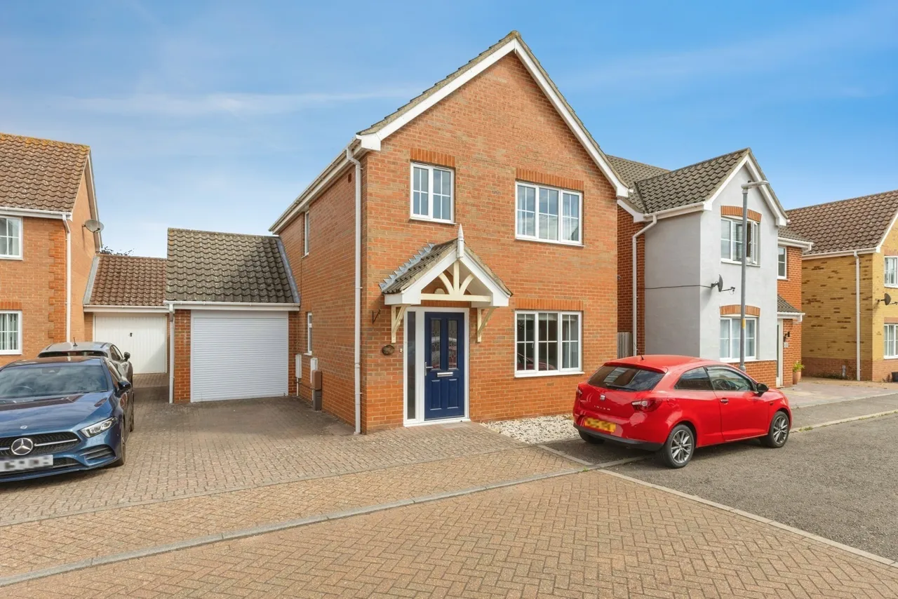 3 bed house for sale, Balmoral Close, Attleborough, NR17