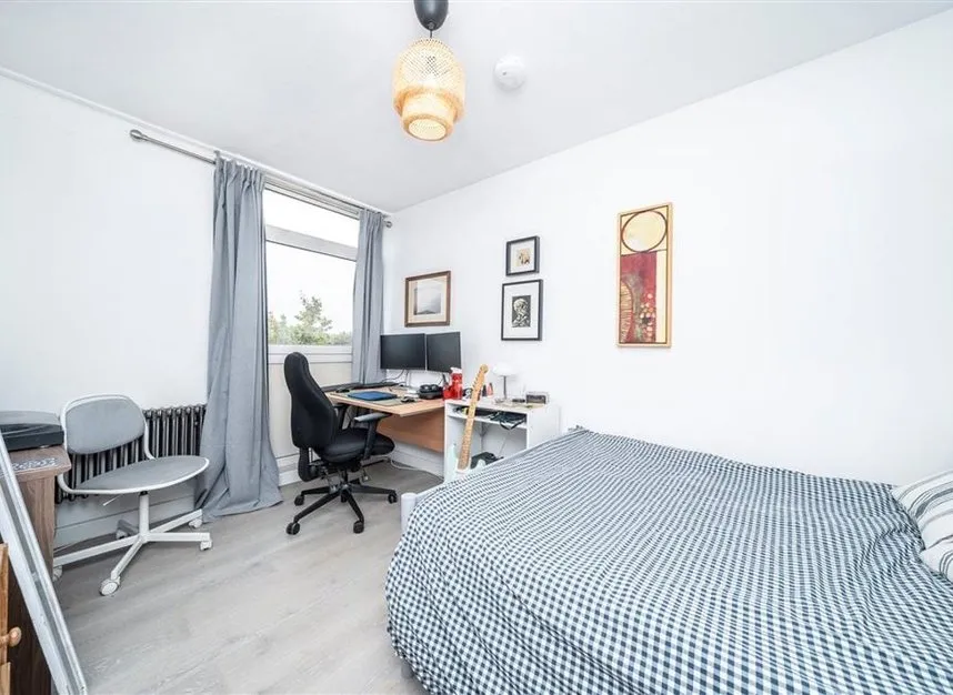 Tomlinson Close, London, E2, photo 6