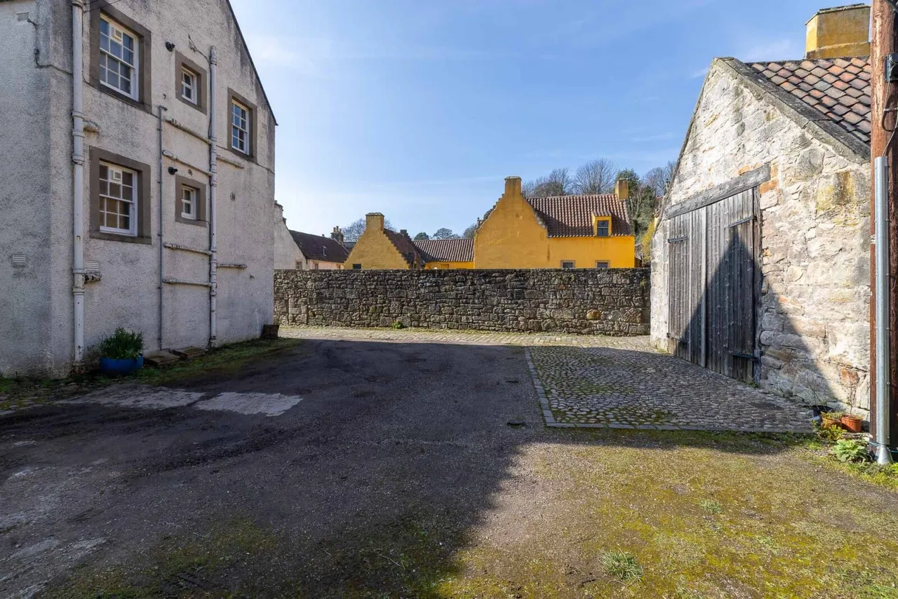 Upper East Sandhaven, Culross, Dunfermline, Fife, KY12 8JG, photo 14