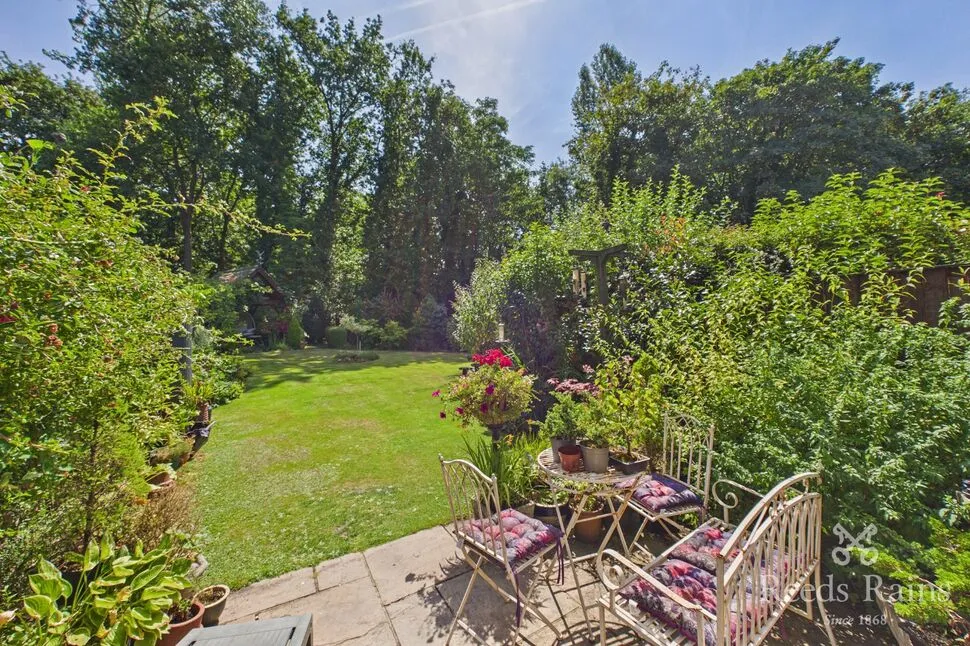 Woodville Drive, Marple, Cheshire, SK6, photo 7