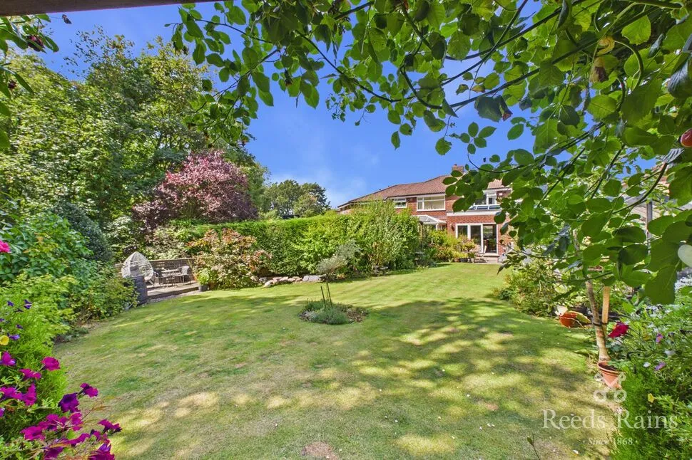 Woodville Drive, Marple, Cheshire, SK6, photo 2