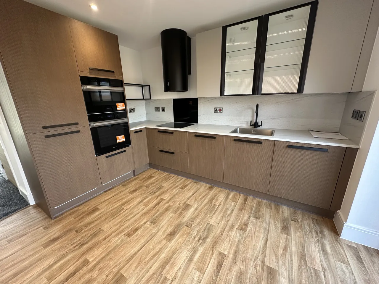 Hollowsbrook Road, New Rossington, DN11, photo 3