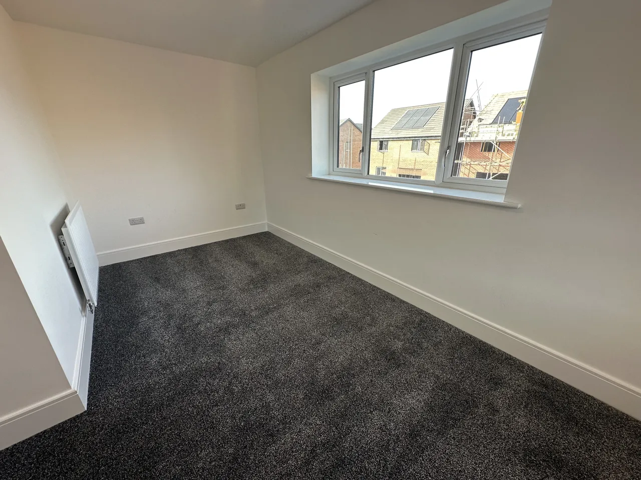 Hollowsbrook Road, New Rossington, DN11, photo 8