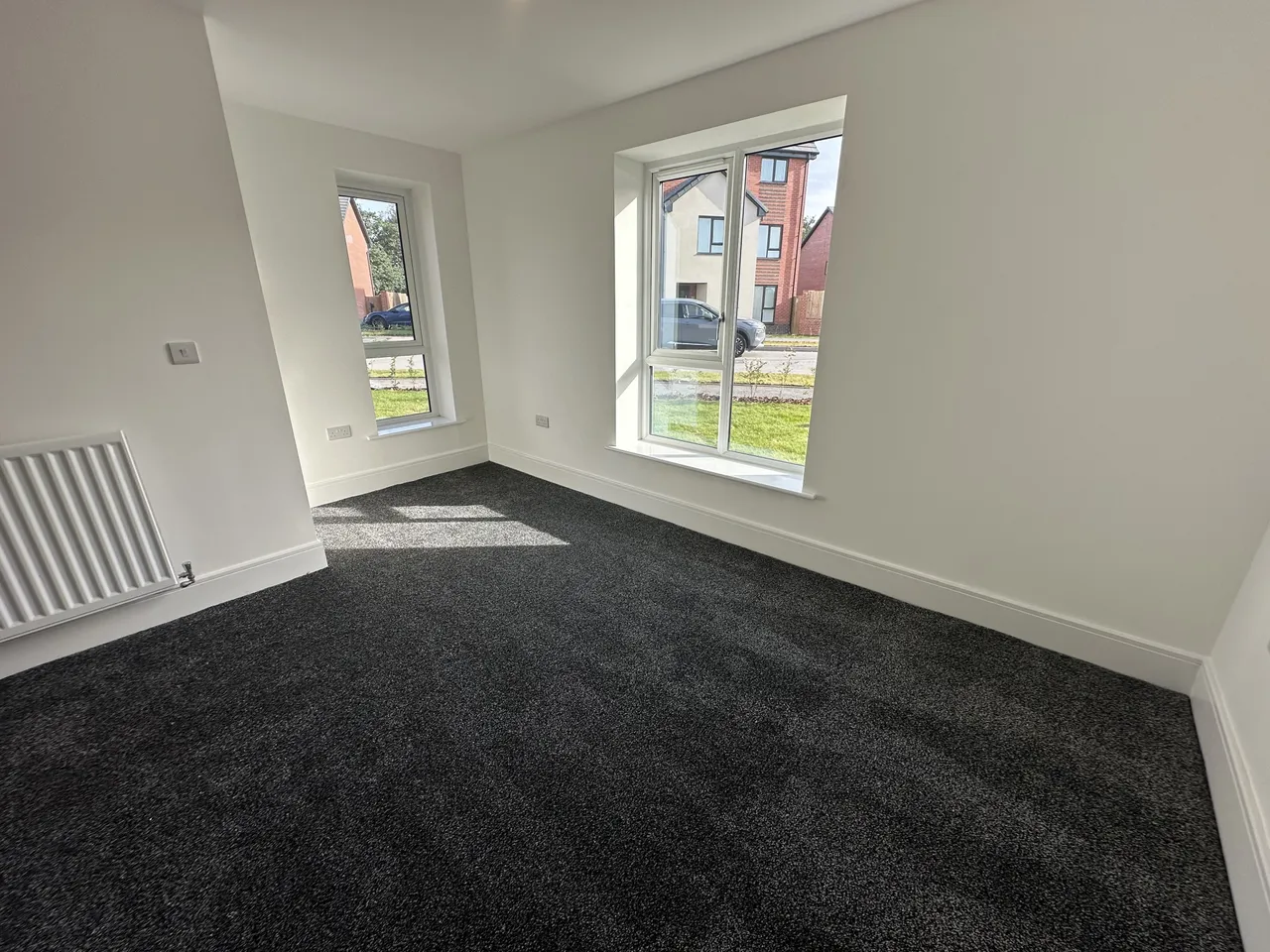Hollowsbrook Road, New Rossington, DN11, photo 7