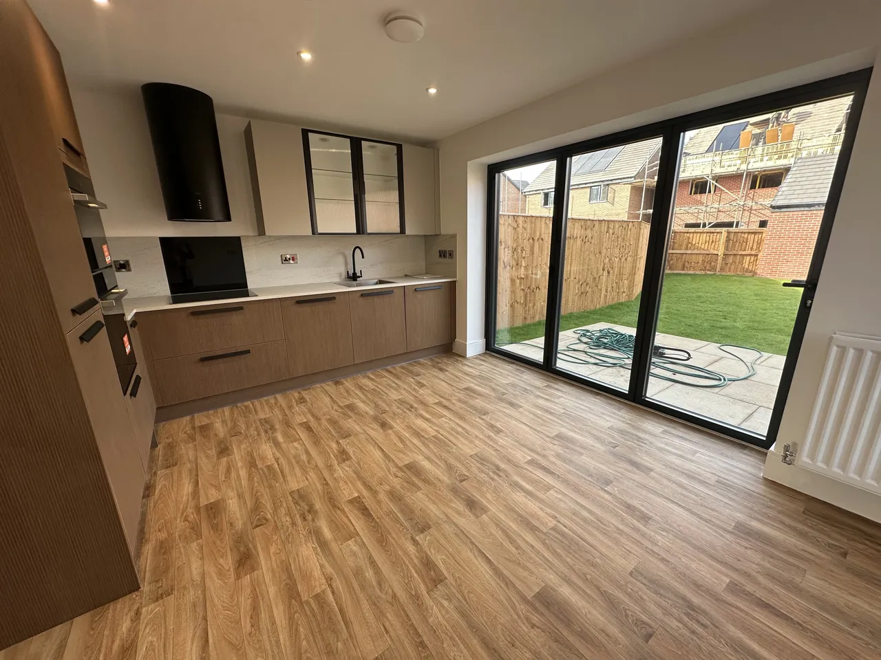 Hollowsbrook Road, New Rossington, DN11, photo 2