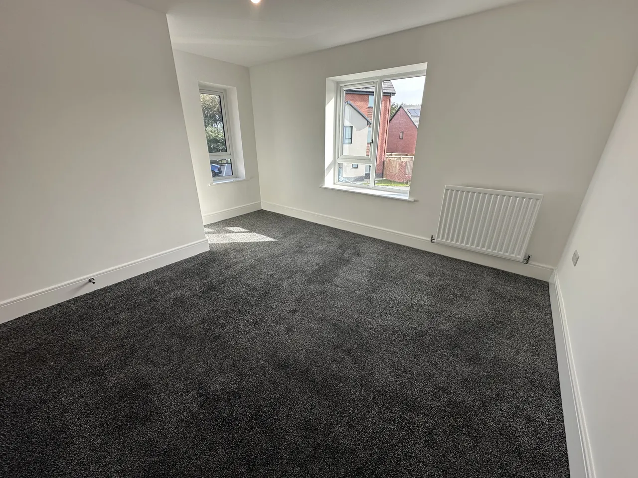 Hollowsbrook Road, New Rossington, DN11, photo 10