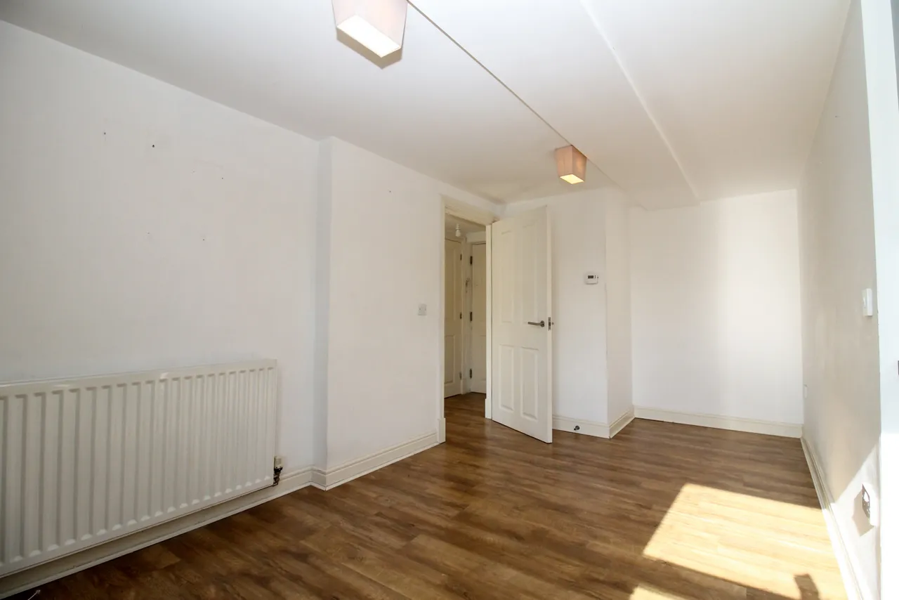 Greenock Road, Armley, LS12, photo 4