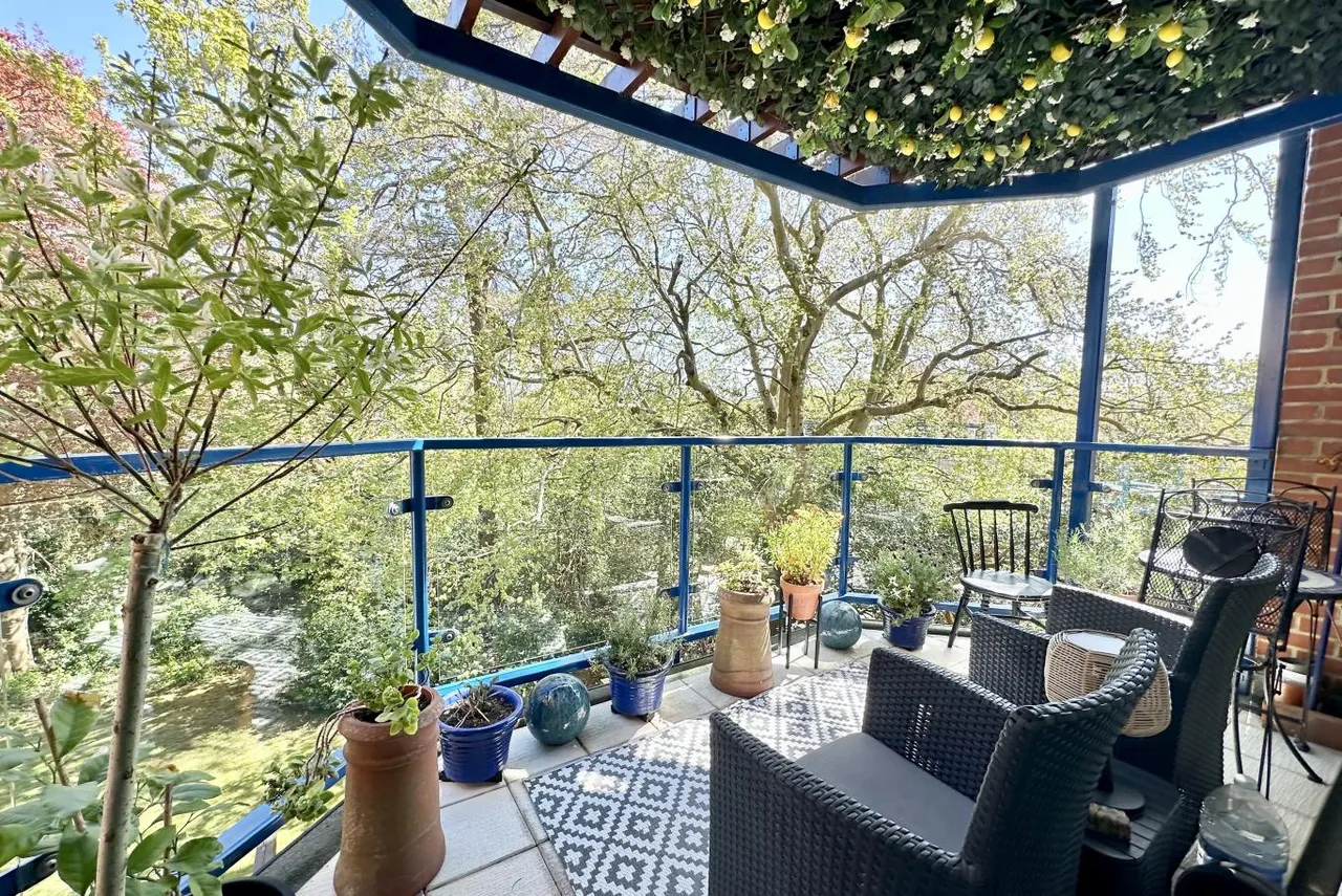 Stockwood Court, BH2, photo 9
