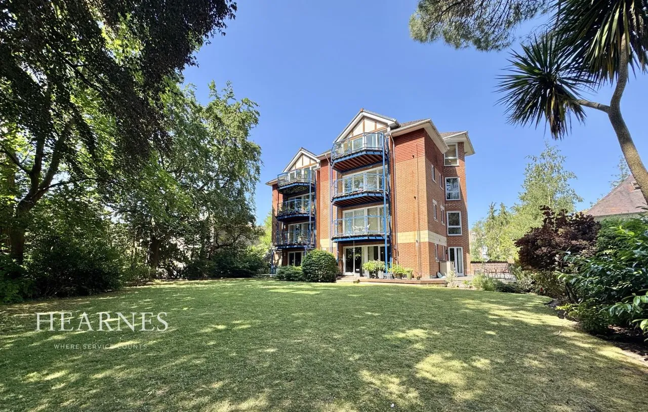 2 bed flat for sale, Stockwood Court, BH2