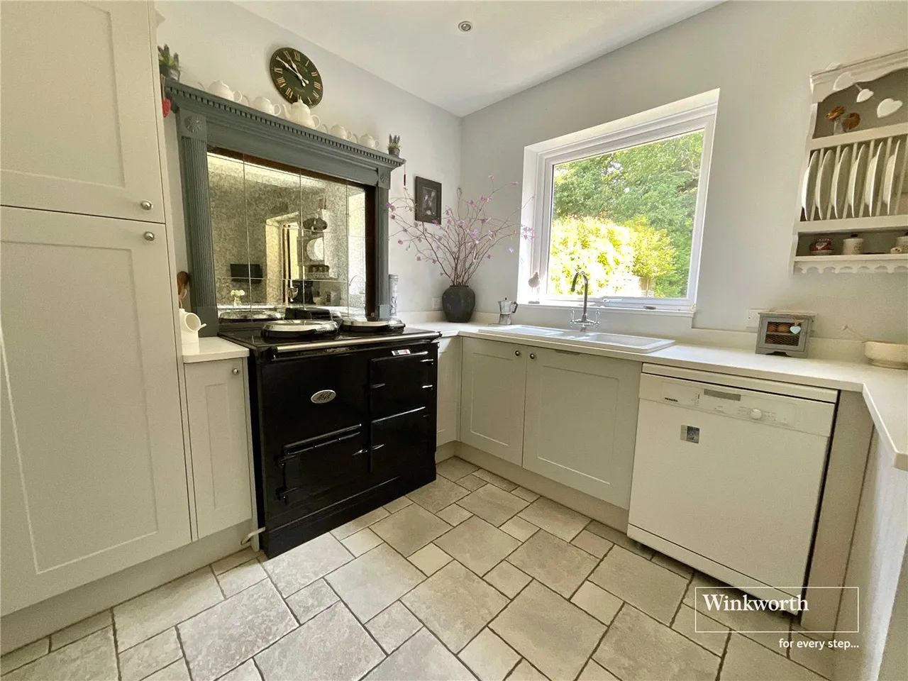 Shelley Close, Highcliffe, Dorset, BH23, photo 7