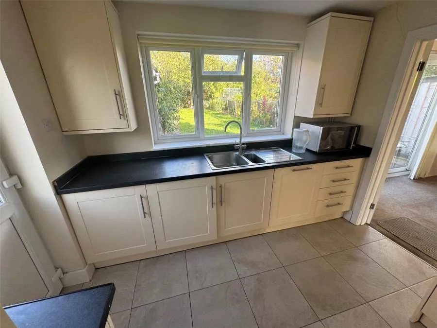 Oxford Road, Kidlington, OX5, photo 10
