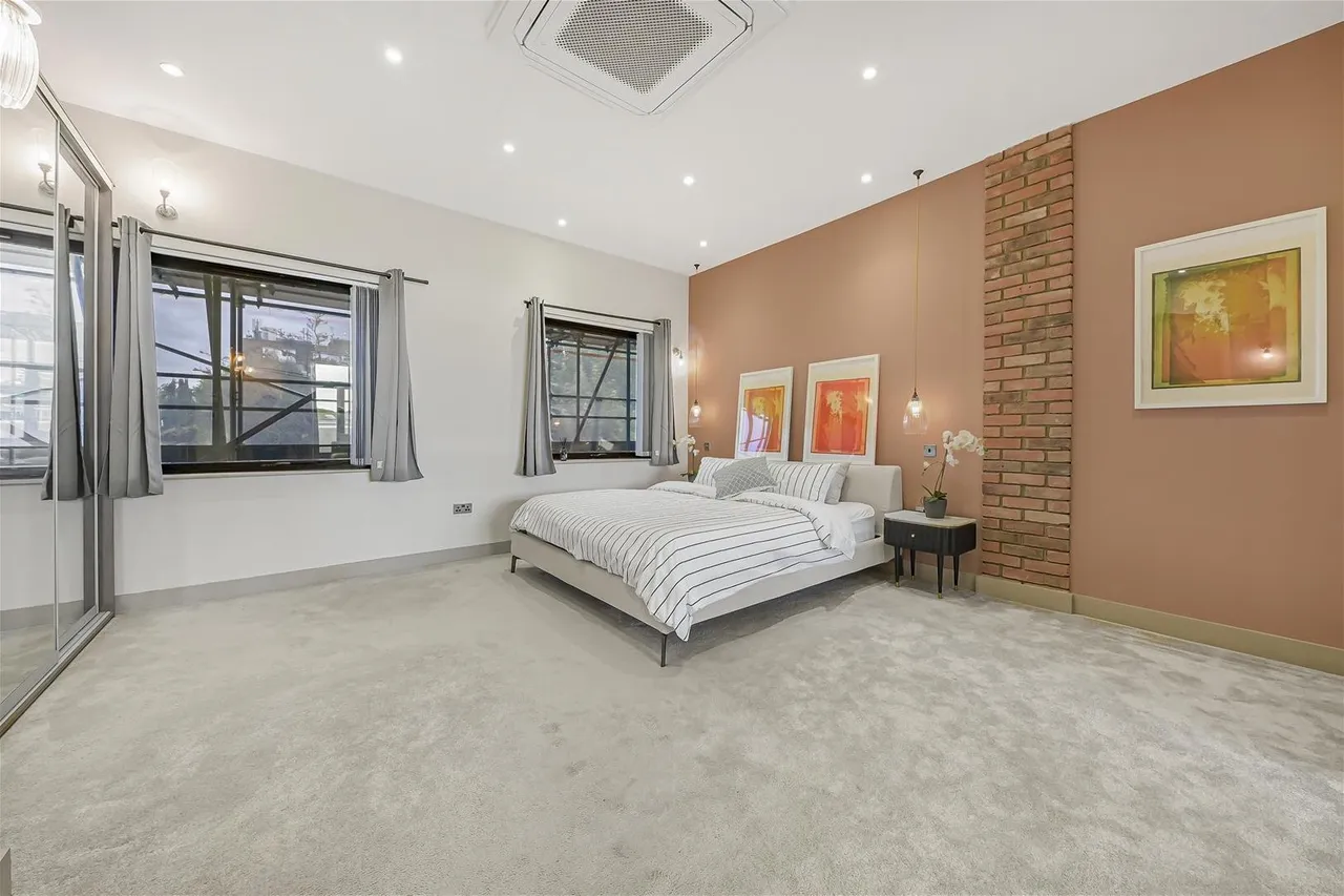 Kimberley Road, London NW6 7SL, photo 23