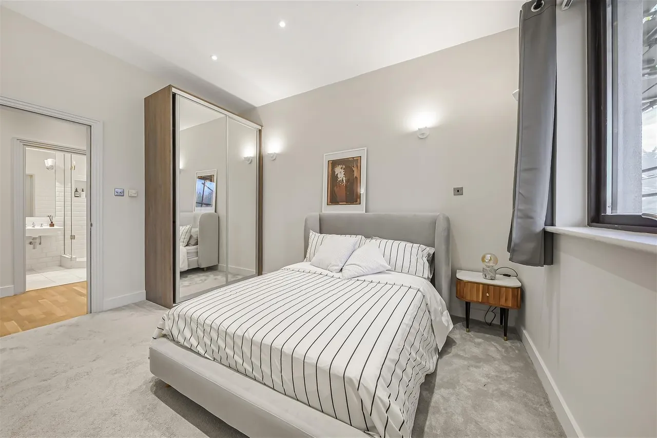 Kimberley Road, London NW6 7SL, photo 25