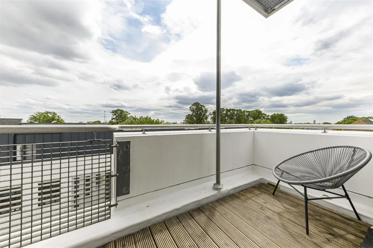 Kimberley Road, London NW6 7SL, photo 6
