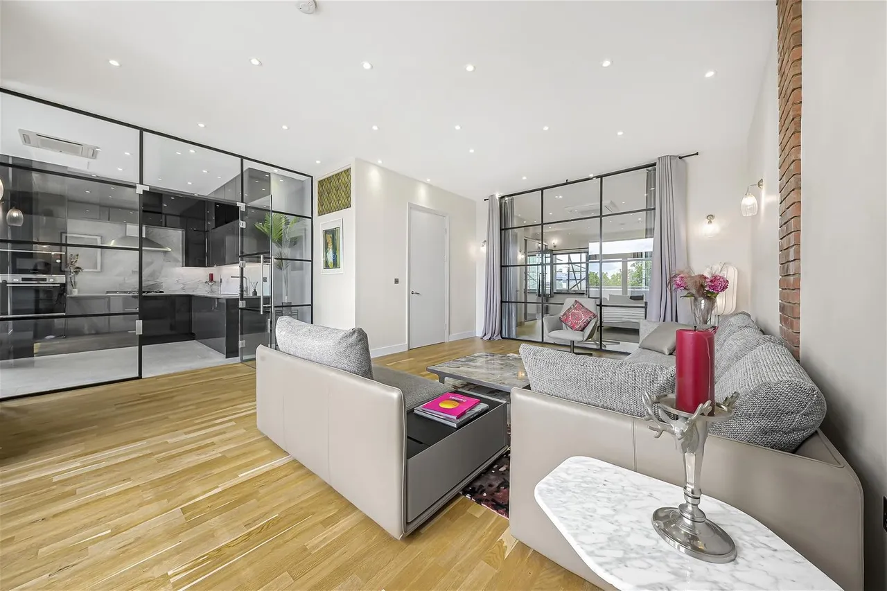 Kimberley Road, London NW6 7SL, photo 15