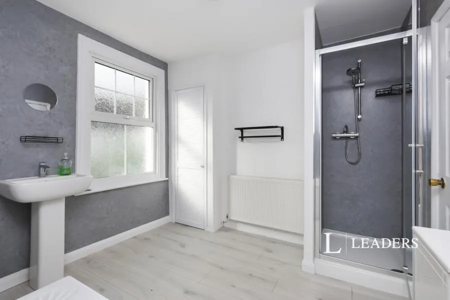 Redoubt Road, Eastbourne, BN22, photo 3
