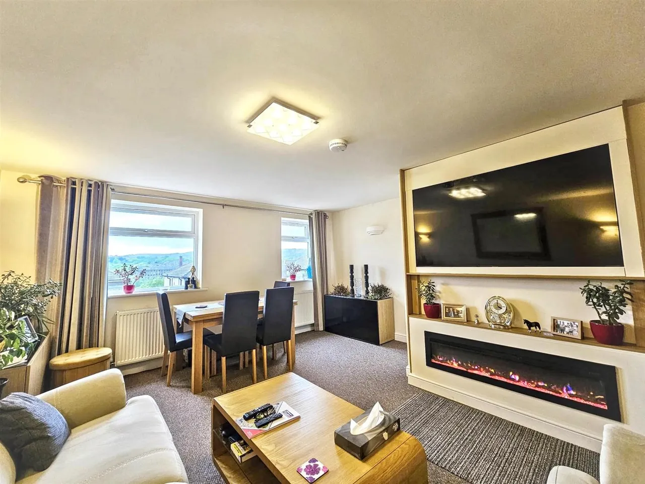 Hainworth Wood Road North, Keighley, BD21 5NF, photo 5