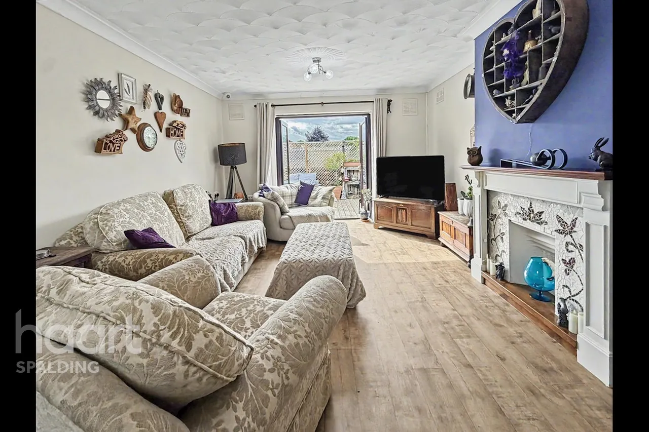 Hannam Boulevard, Spalding, PE11, photo 3