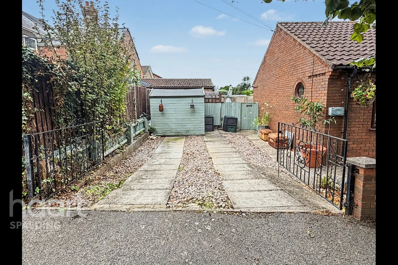 Hannam Boulevard, Spalding, PE11, photo 36