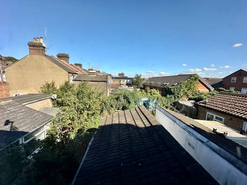 Russell Street, Luton LU1 5EB, photo 10