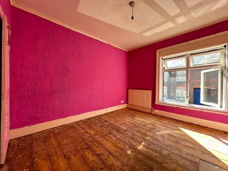 Russell Street, Luton LU1 5EB, photo 5