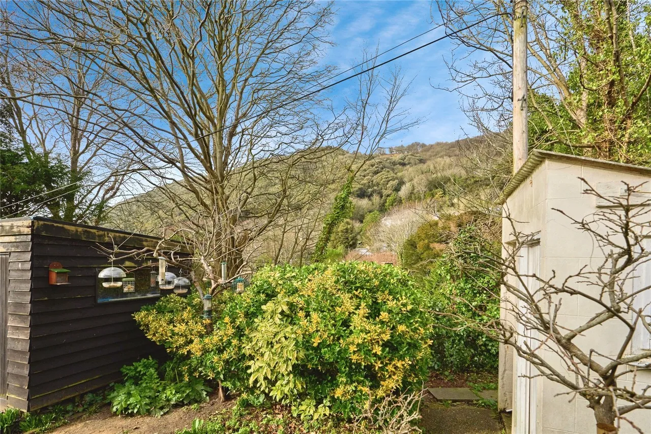 Madeira Road, Ventnor, PO38, photo 28