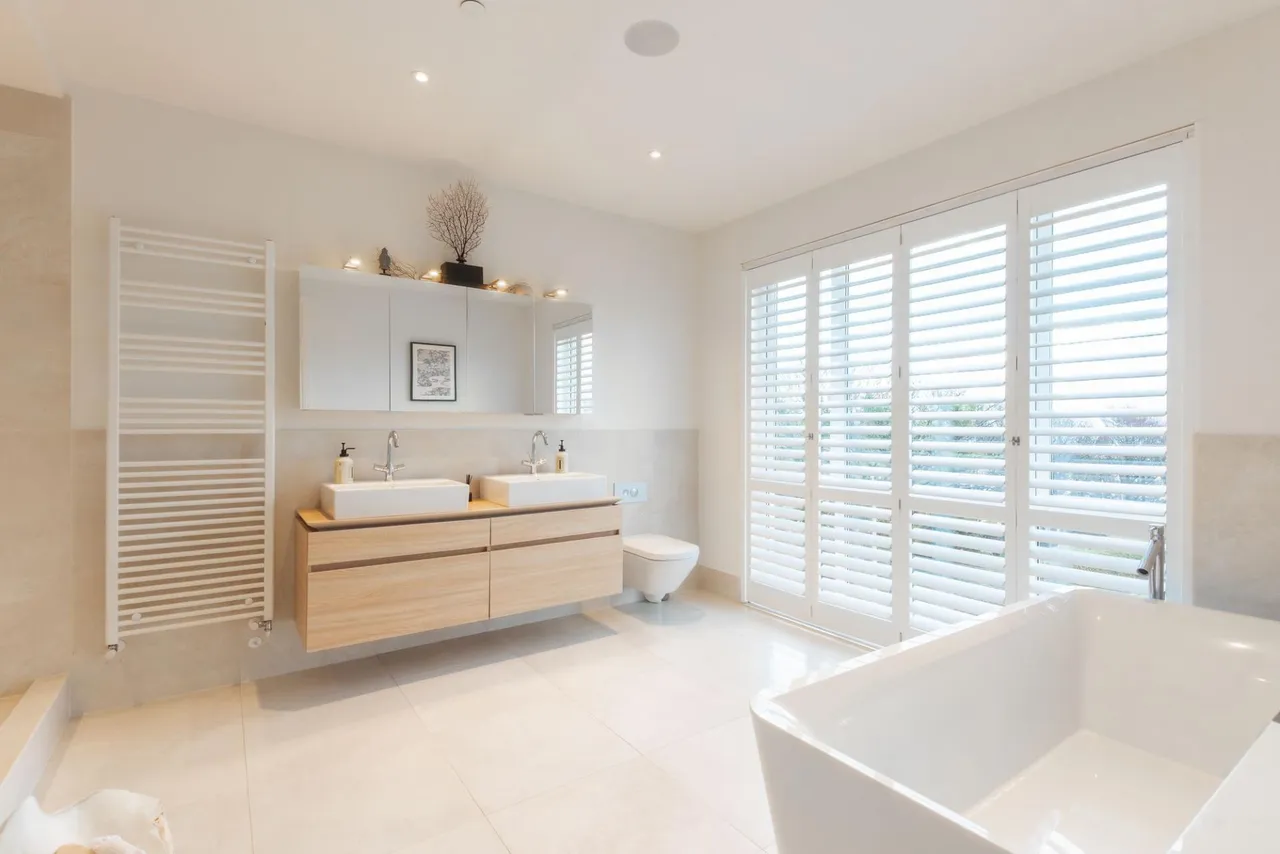 Derby Square, Douglas, IM1, photo 15