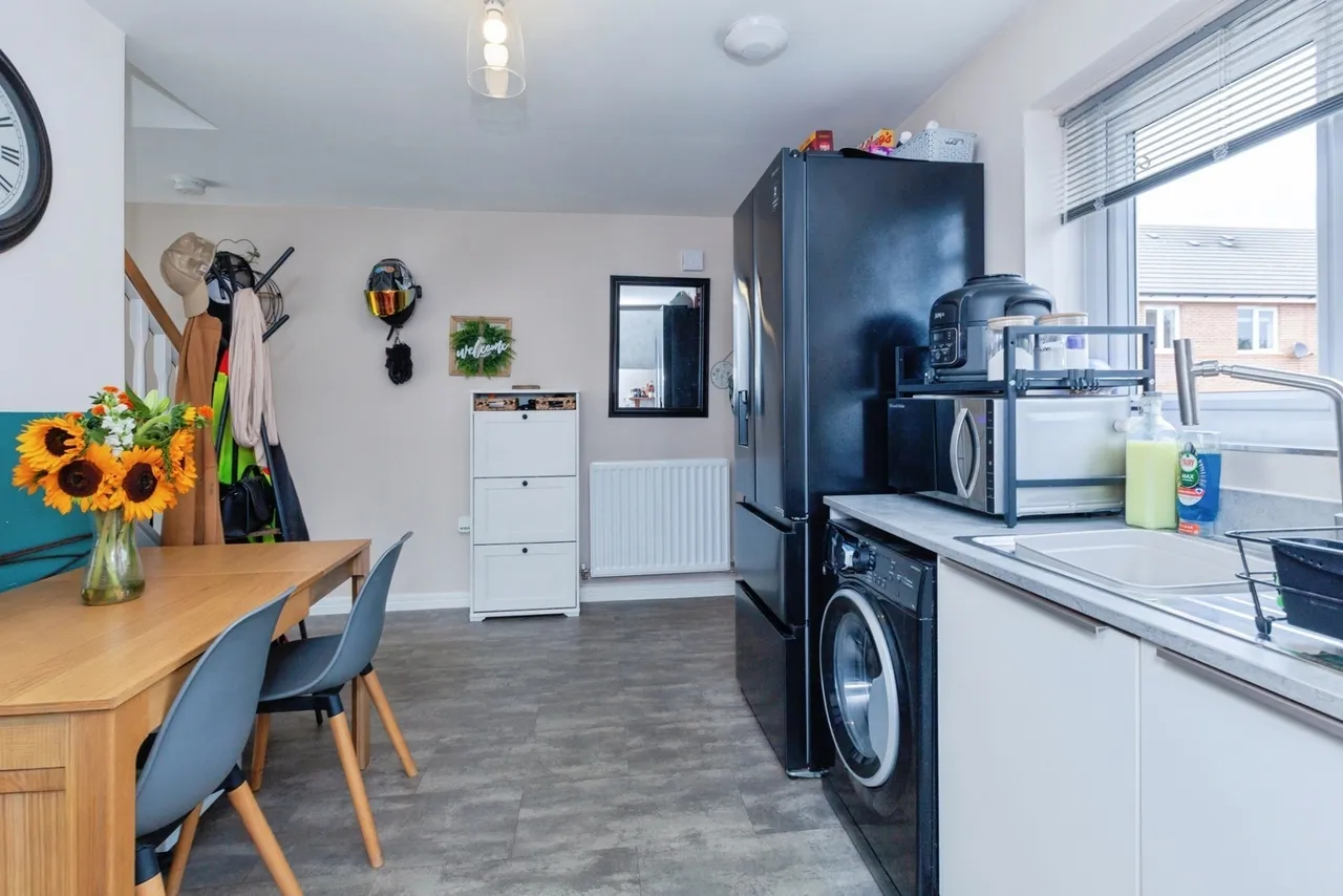Westfield Avenue, Earl Shilton, LE9, photo 4