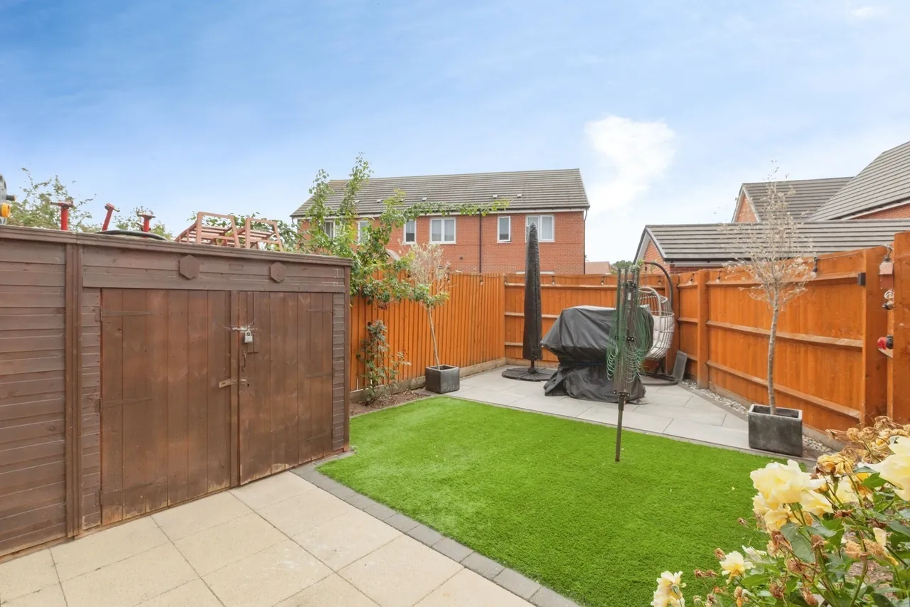 Westfield Avenue, Earl Shilton, LE9, photo 10