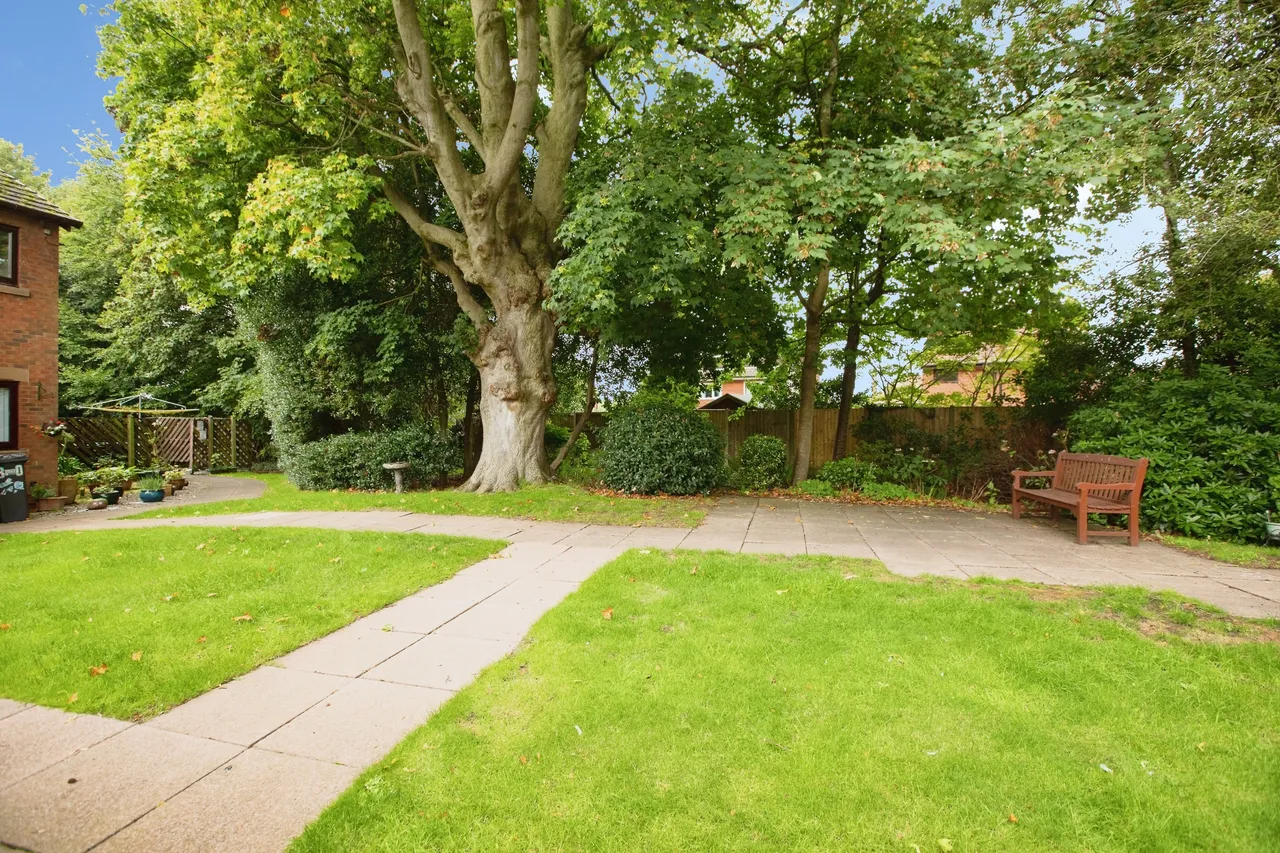 Penwortham Hall Gardens, Preston, PR1, photo 4