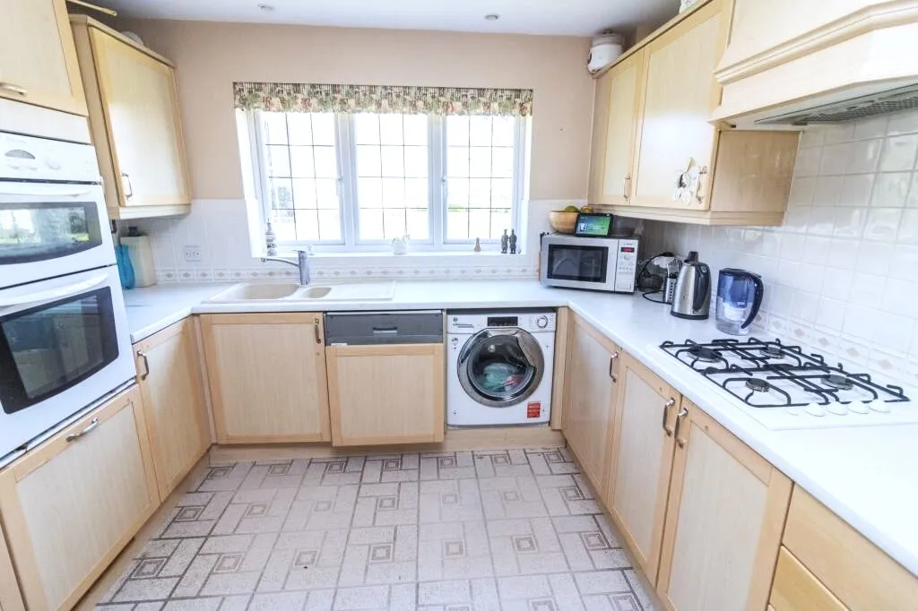 Stelle Way, Glenfield, Leicester, Leicester, LE3 8HN, photo 5